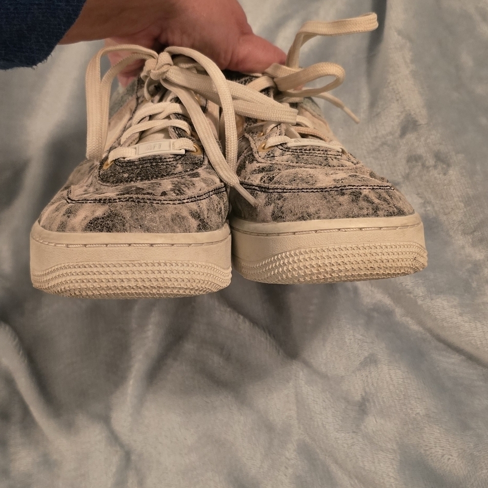 Nike Air Low Metallic Cream,Green And Pink Patterned Women's Sneakers, Size 8.5 - Picture 10 of 10